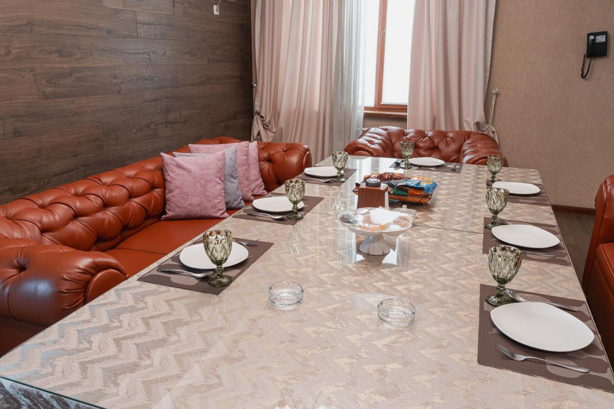 Altair Hotel Шимкент Екстер'єр фото