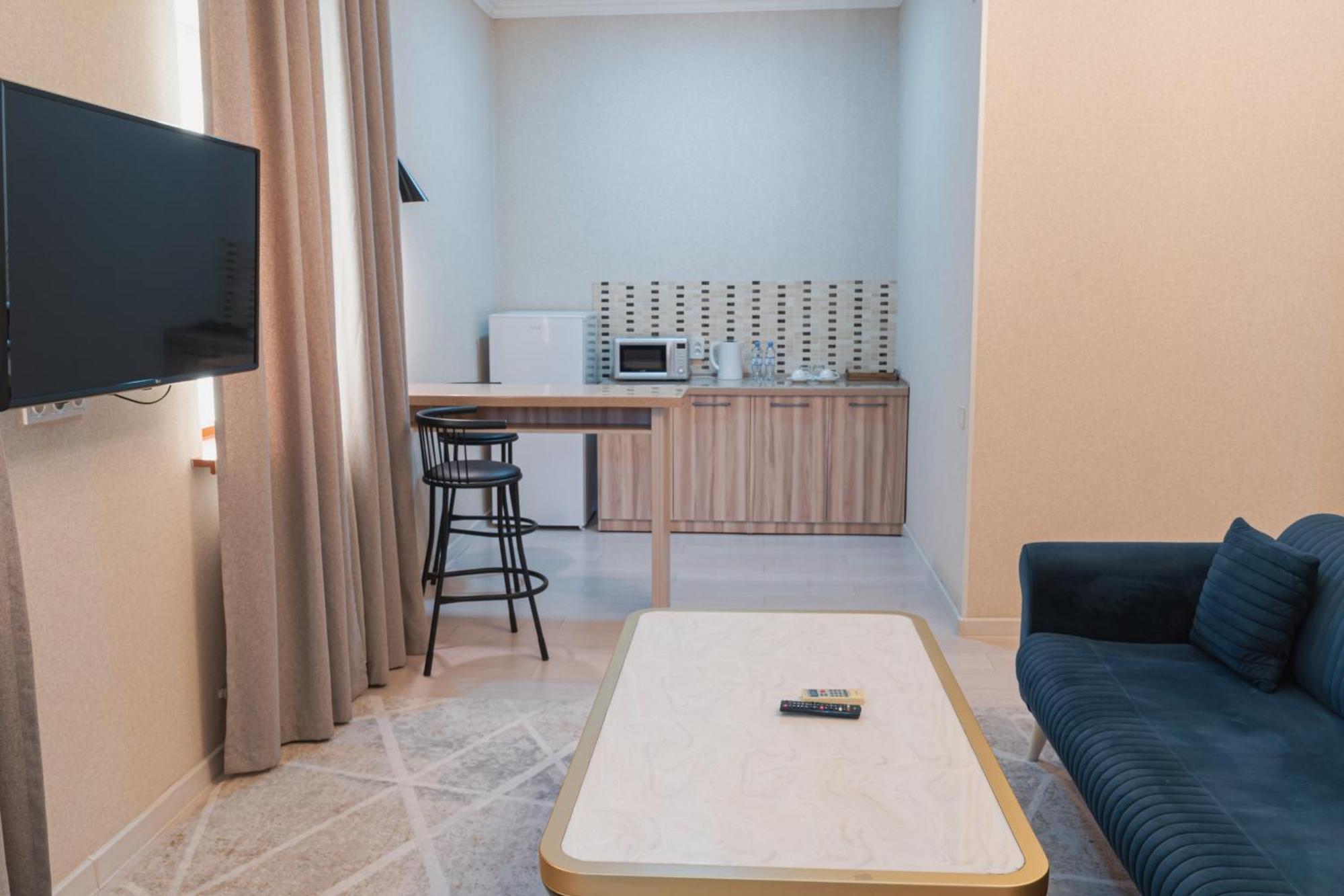 Altair Hotel Шимкент Екстер'єр фото